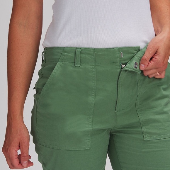 Outerknown Women's Emory Stretch Pants, Green - Picture 5 of 9